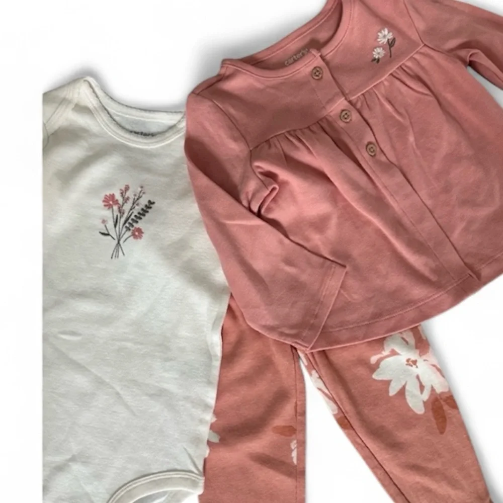 Carter's Baby Girl 3-Piece Outfit Size 12 Months Cardigan Bodysuit Pants 🌸